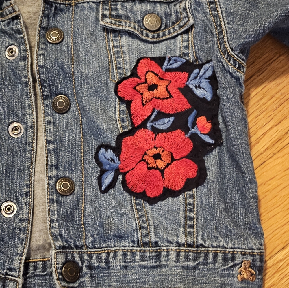 Upcycled Floral Embroidered Denim Jacket 18 - 24 months - Picture 5 of 9